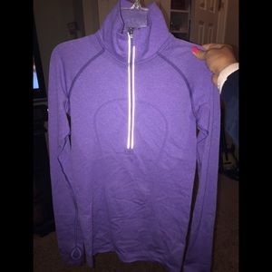 Lululemon half zip top